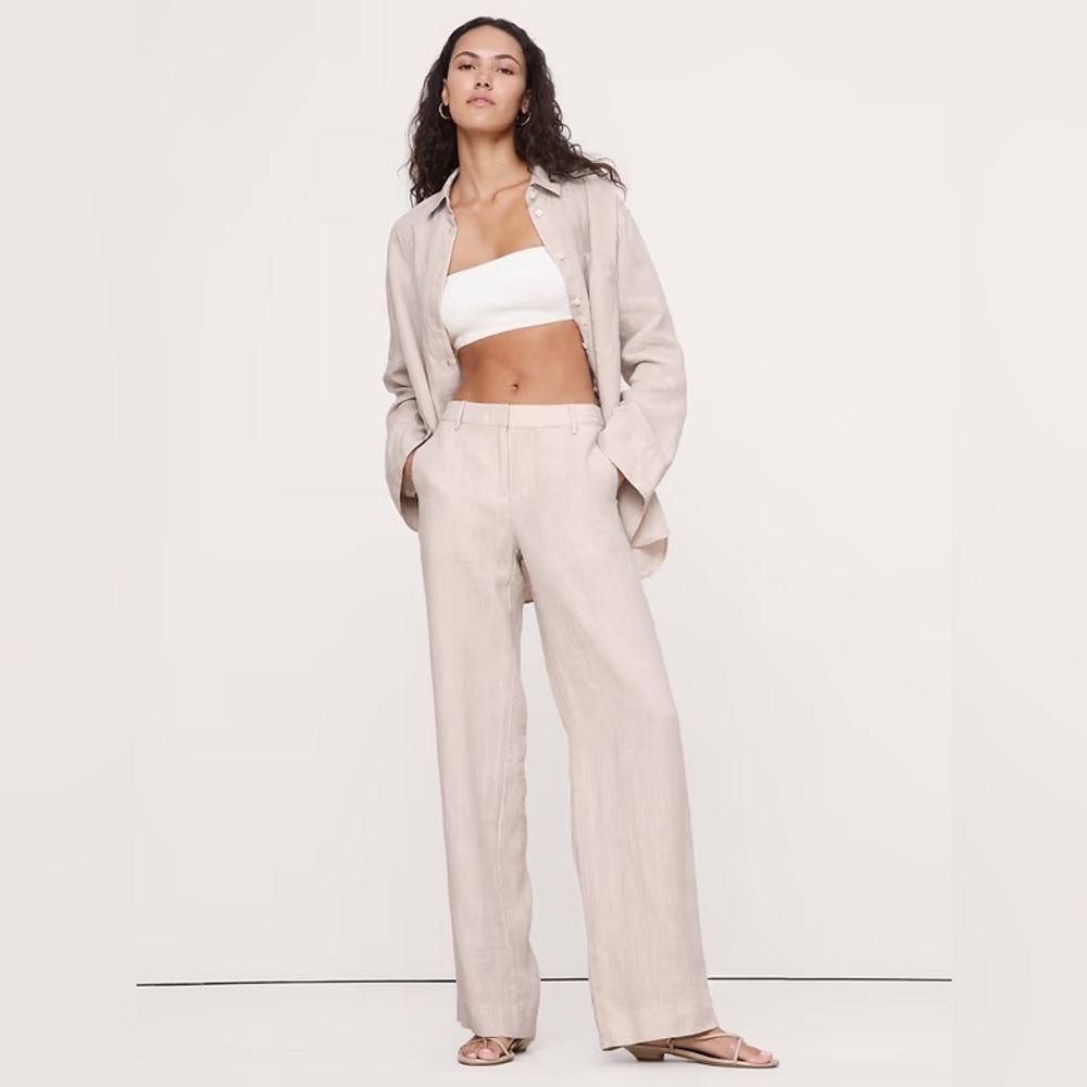 NWT! Banana Republic The Everyday Wide-Leg Pant in Linen- Multiple 🩷